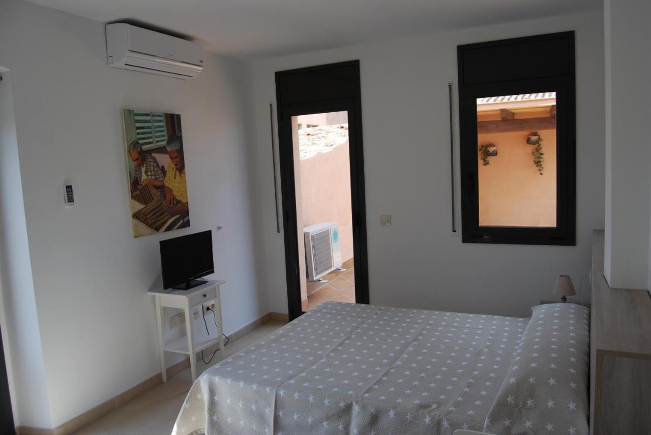 Apartaments Fonda Comerc Torroella de Montgrí Exterior foto