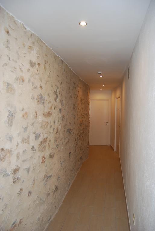 Apartaments Fonda Comerc Torroella de Montgrí Exterior foto